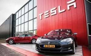 Tesla: держитесь подальше от акций автопроизводителей