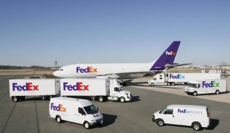 Кроссы-скороходы Nike и неутомимый перевозчик FedEx