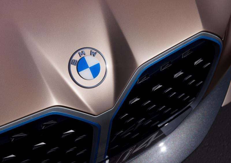 Продажи BMW выросли в третьем квартале