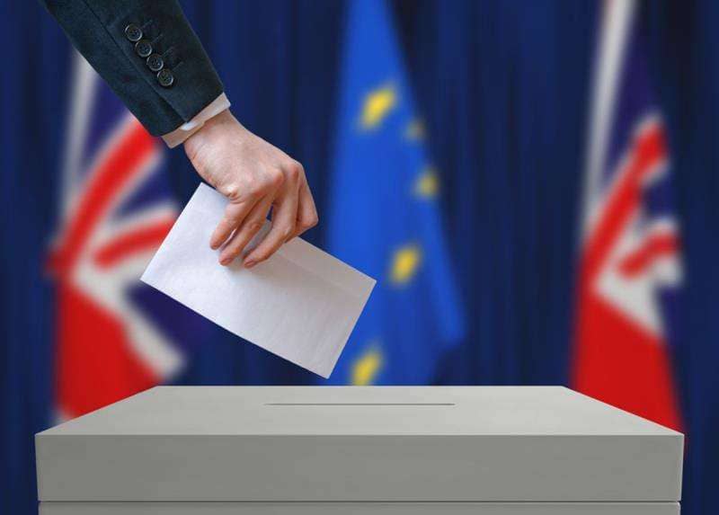 Великобритания и ЕС намерены возобновить переговоры