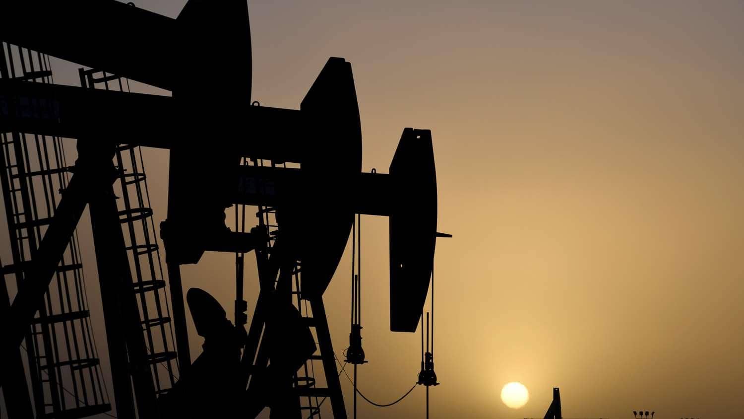 Цены на нефть растут после падения