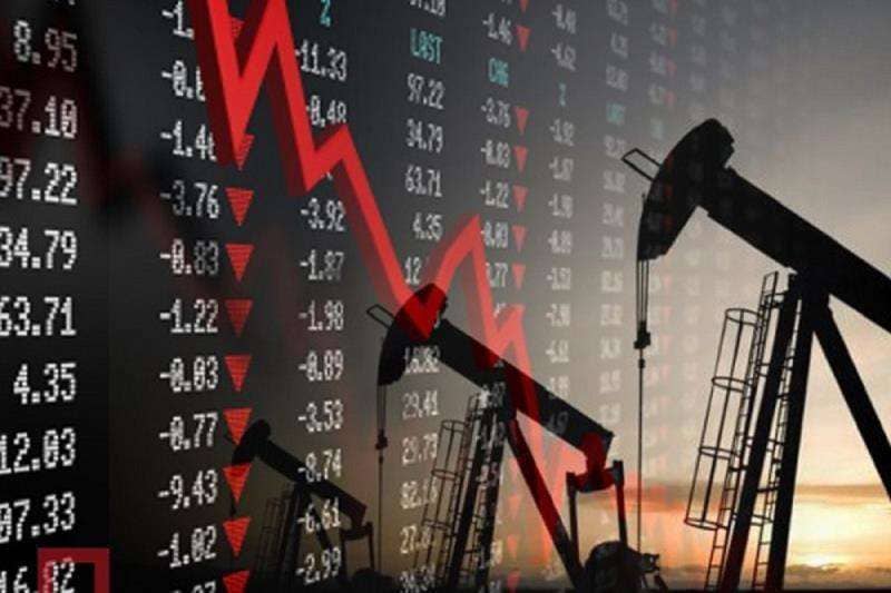 Цены на нефть снижаются после роста