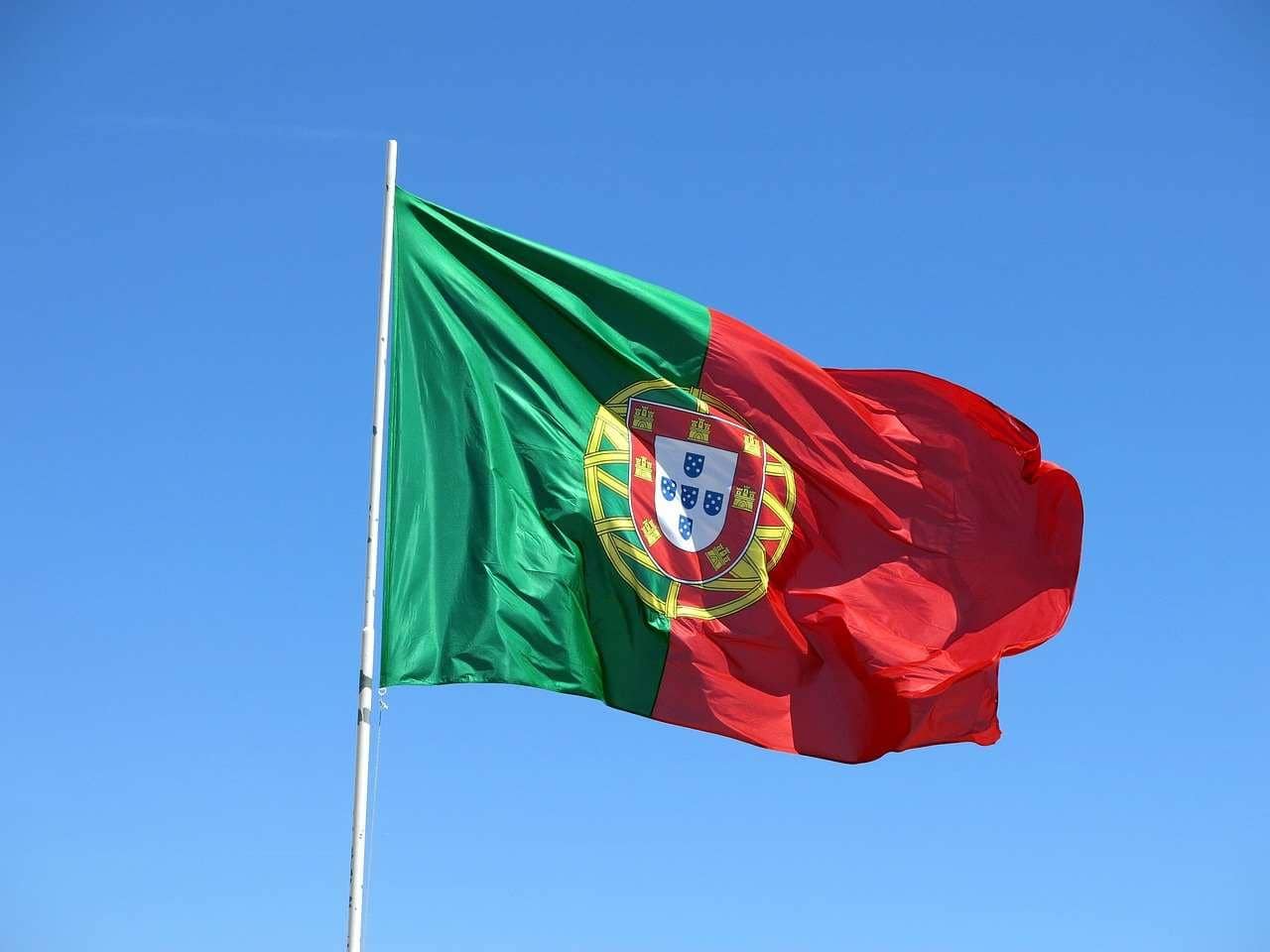 Падение экономики Португалии может превысить 8%