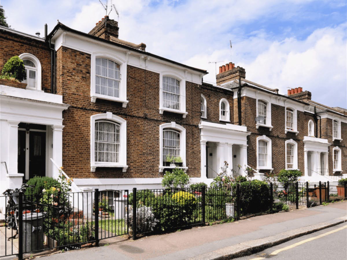 Цены на британскую жилую недвижимость выросли