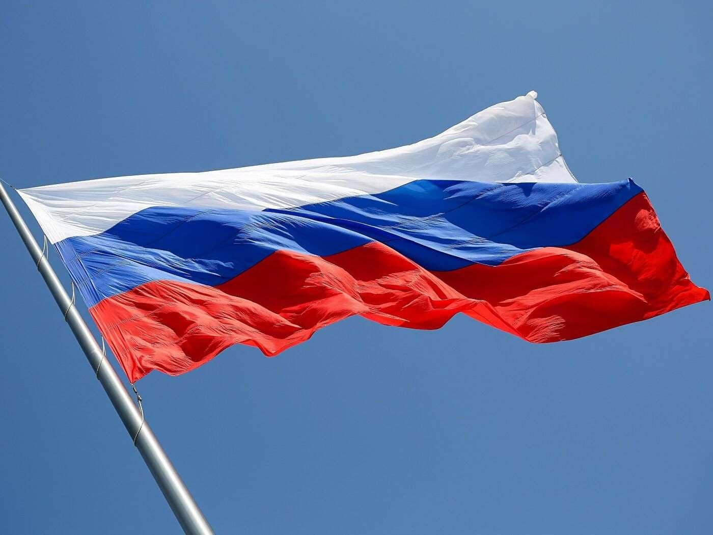 Банк России улучшил прогноз падения экономики
