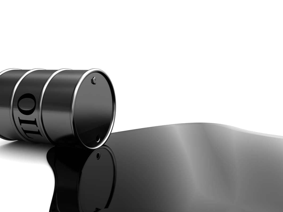 Корректировка нефтяных рынков набирает ход