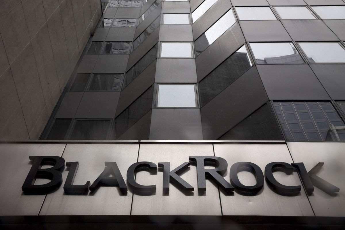 Активы BlackRock достигли 9 триллионов долларов