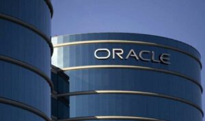 Инвестиции в техногиганты Oracle и Adobe