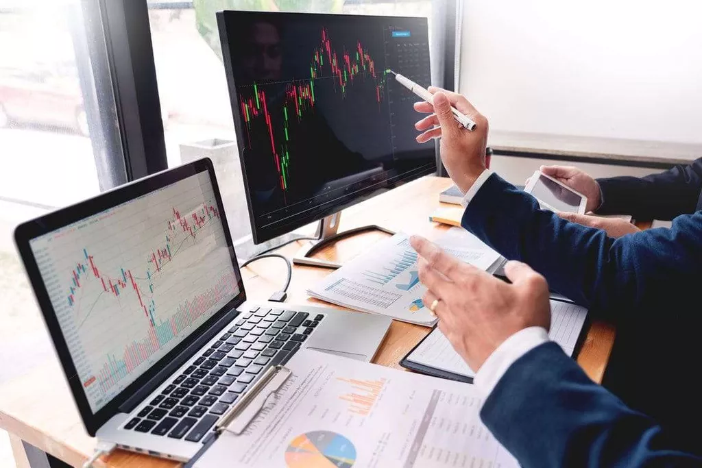 Анализ фондового рынка с помощью инструментов XCritical