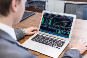Trading Platform Design: Top 5 Can’t-Miss Features